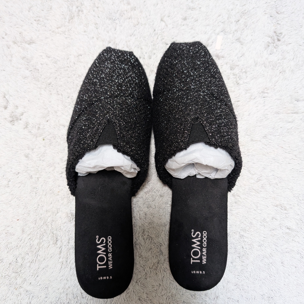 TOMS Women's Black Slip-On Shoes